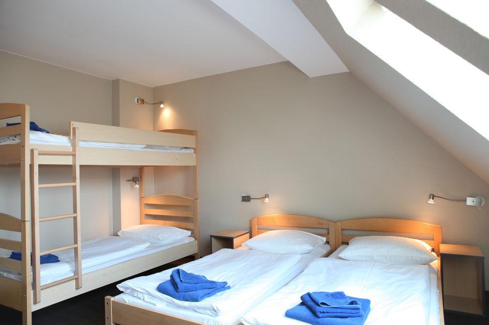 Acama Hotel & Hostel Schoeneberg Berlijn Buitenkant foto