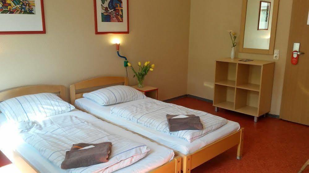 Acama Hotel & Hostel Schoeneberg Berlijn Buitenkant foto
